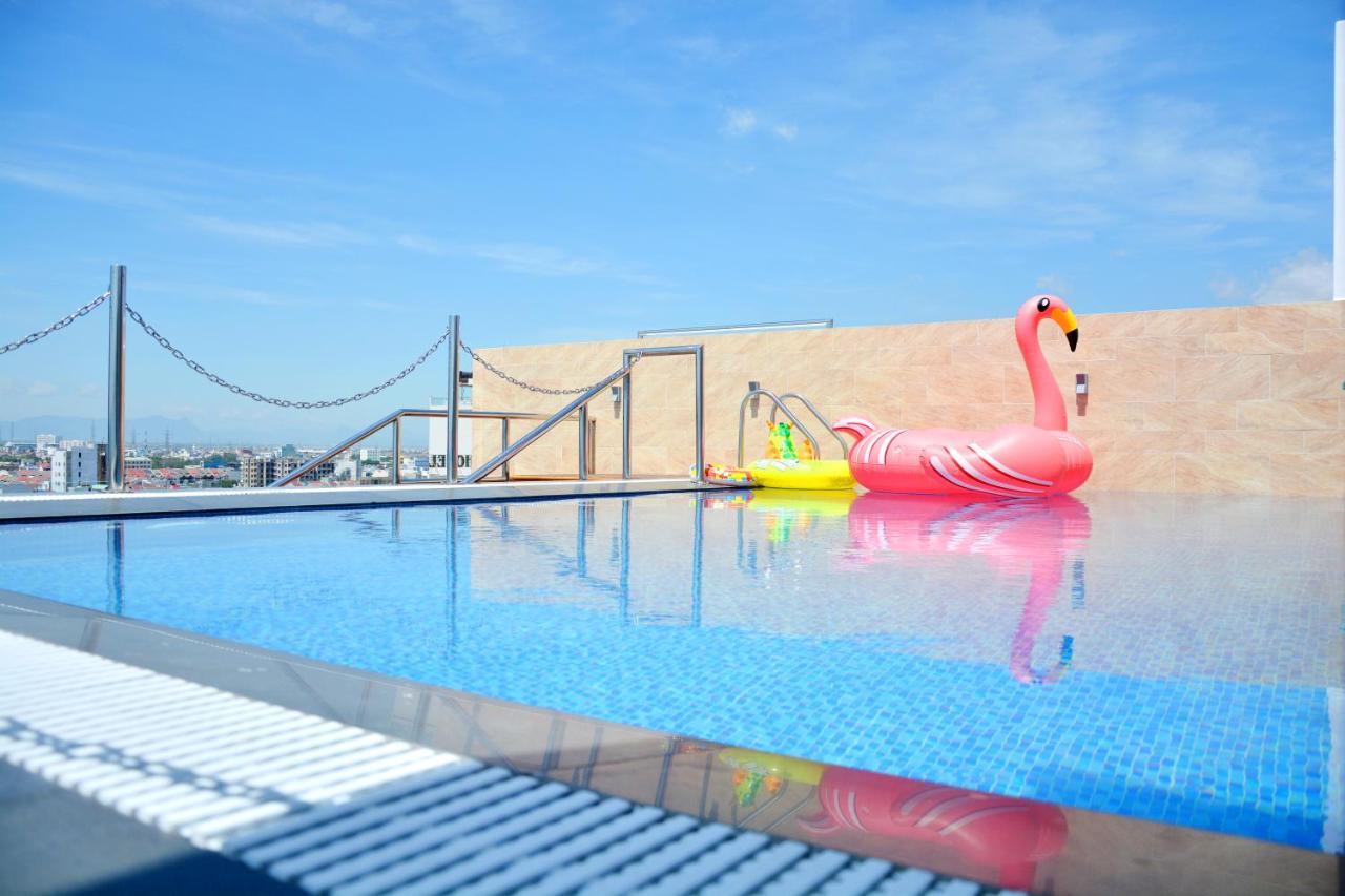 Hang Grand Danang Beach Exterior photo